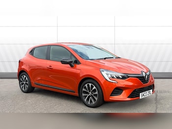 Used Renault Clio 2023 for sale - 78775965: Photo
