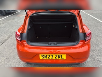 Used Renault Clio 2023 for sale - 78775965: Photo