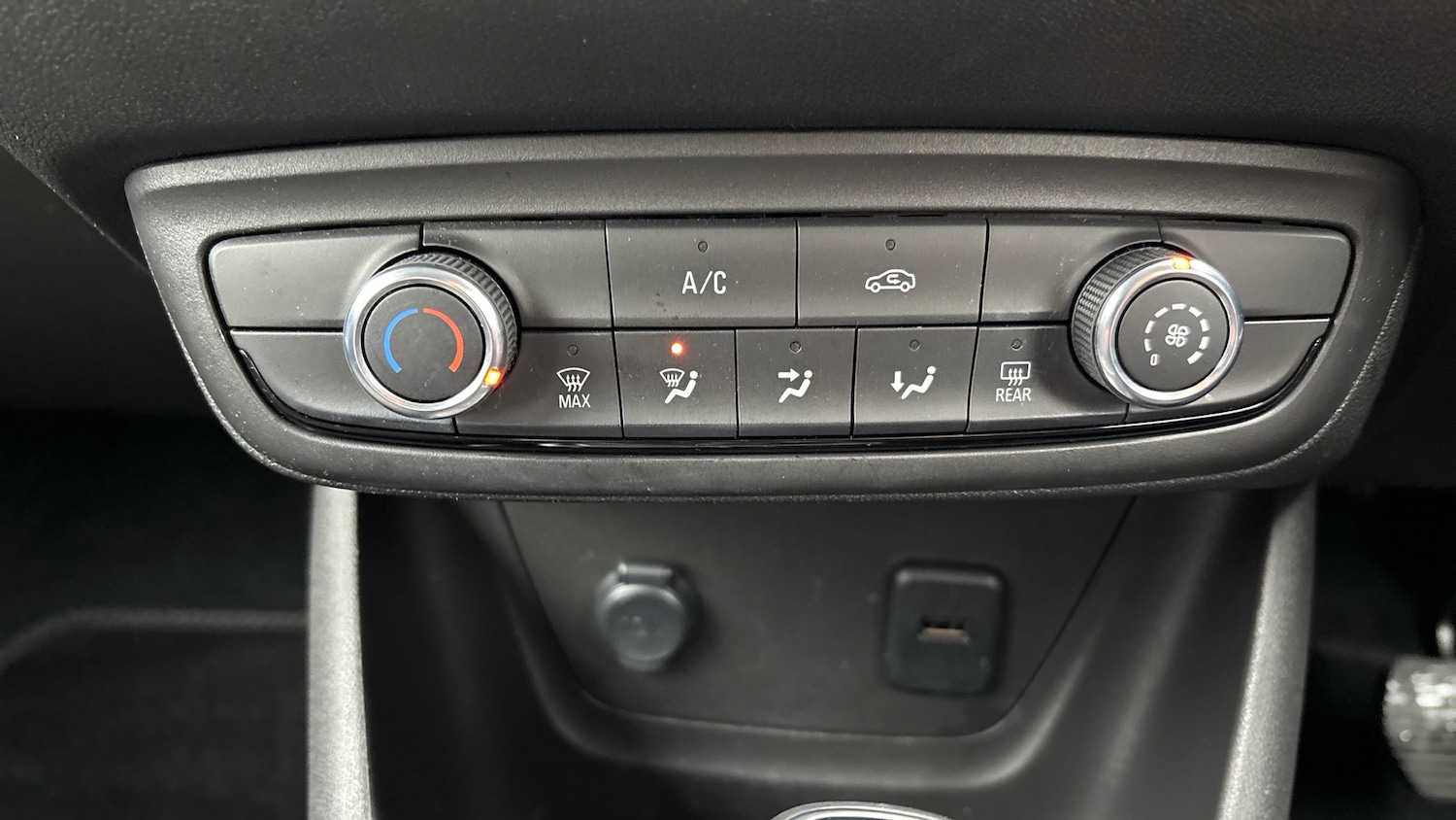 Used Vauxhall Crossland 2023 for sale - 77445573: Photo 39