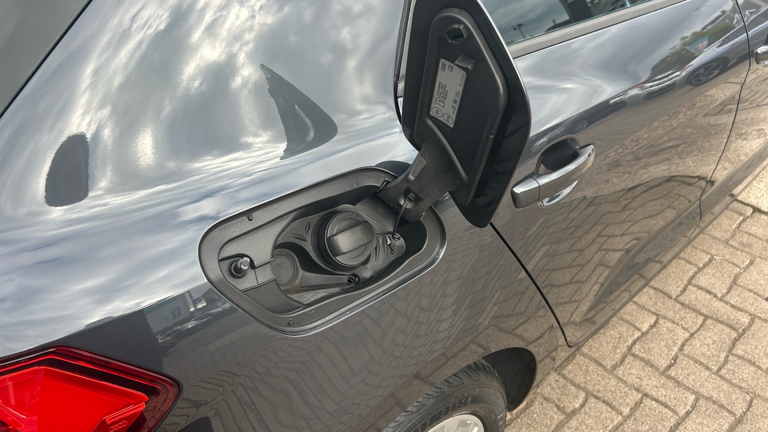Vehicle 28