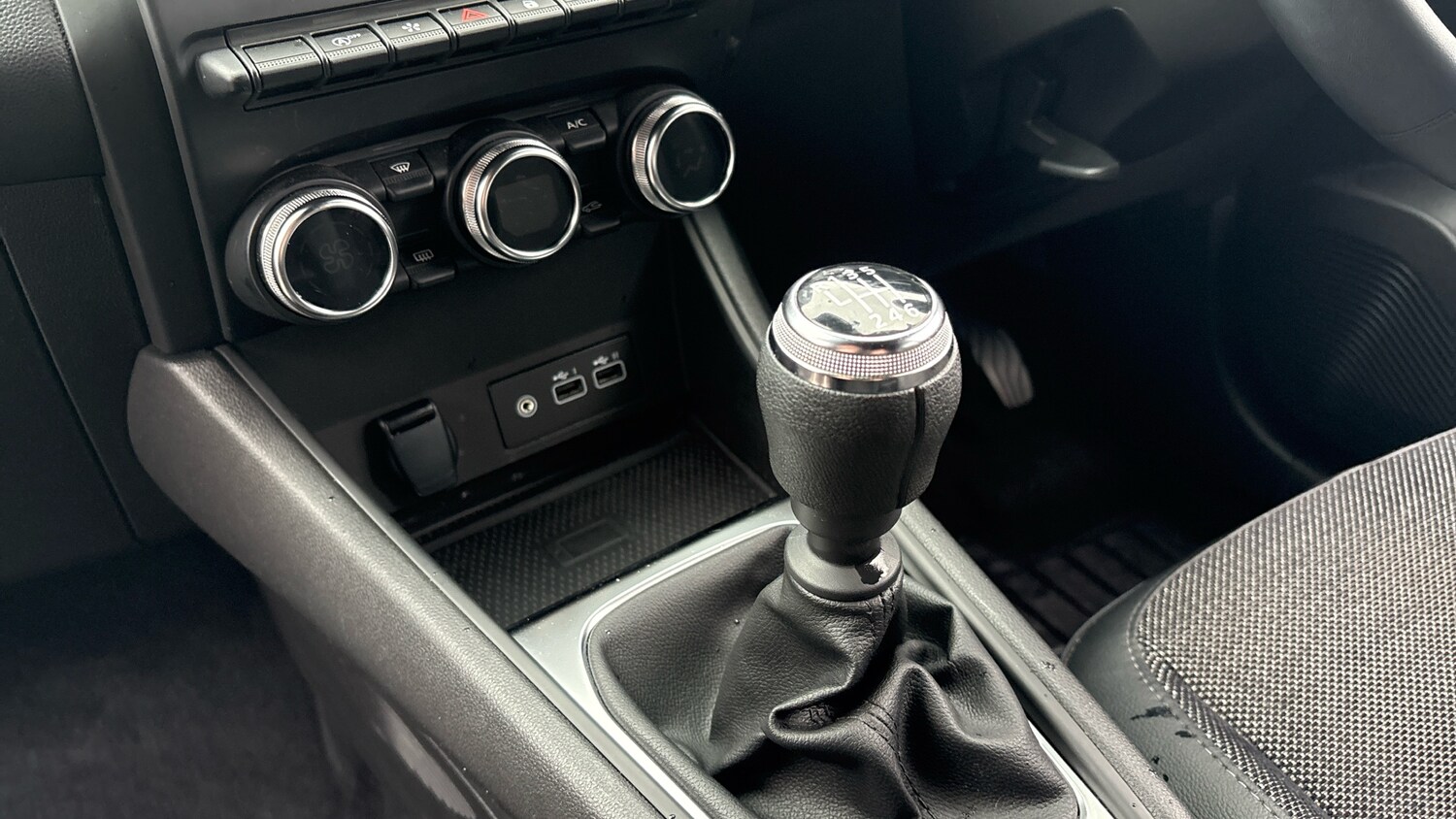 Used Renault Captur 2023 for sale - 77871892: Photo 13