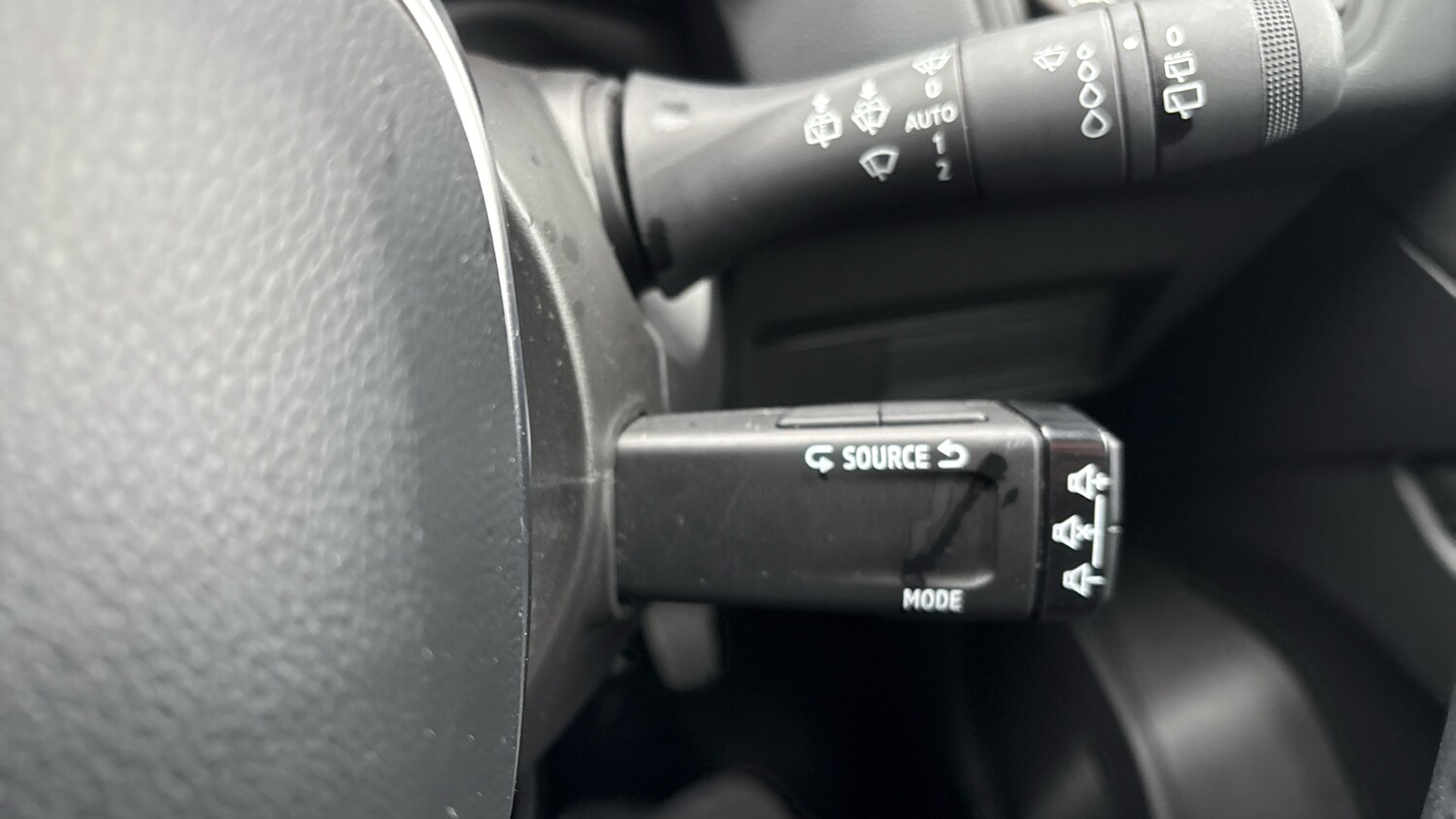 Used Renault Captur 2023 for sale - 77871892: Photo 25