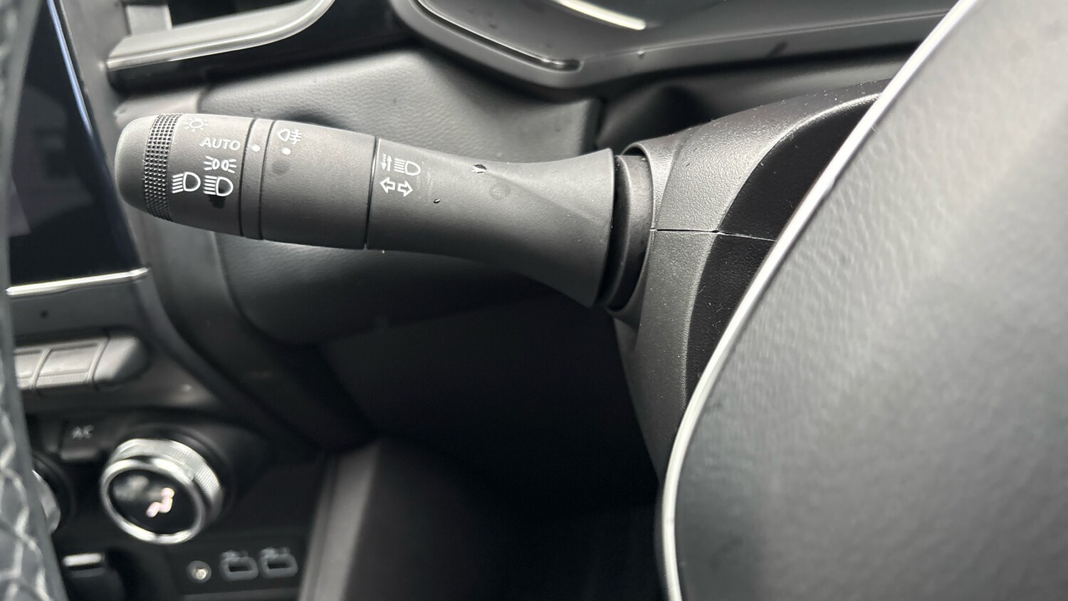 Used Renault Captur 2023 for sale - 77871892: Photo 26