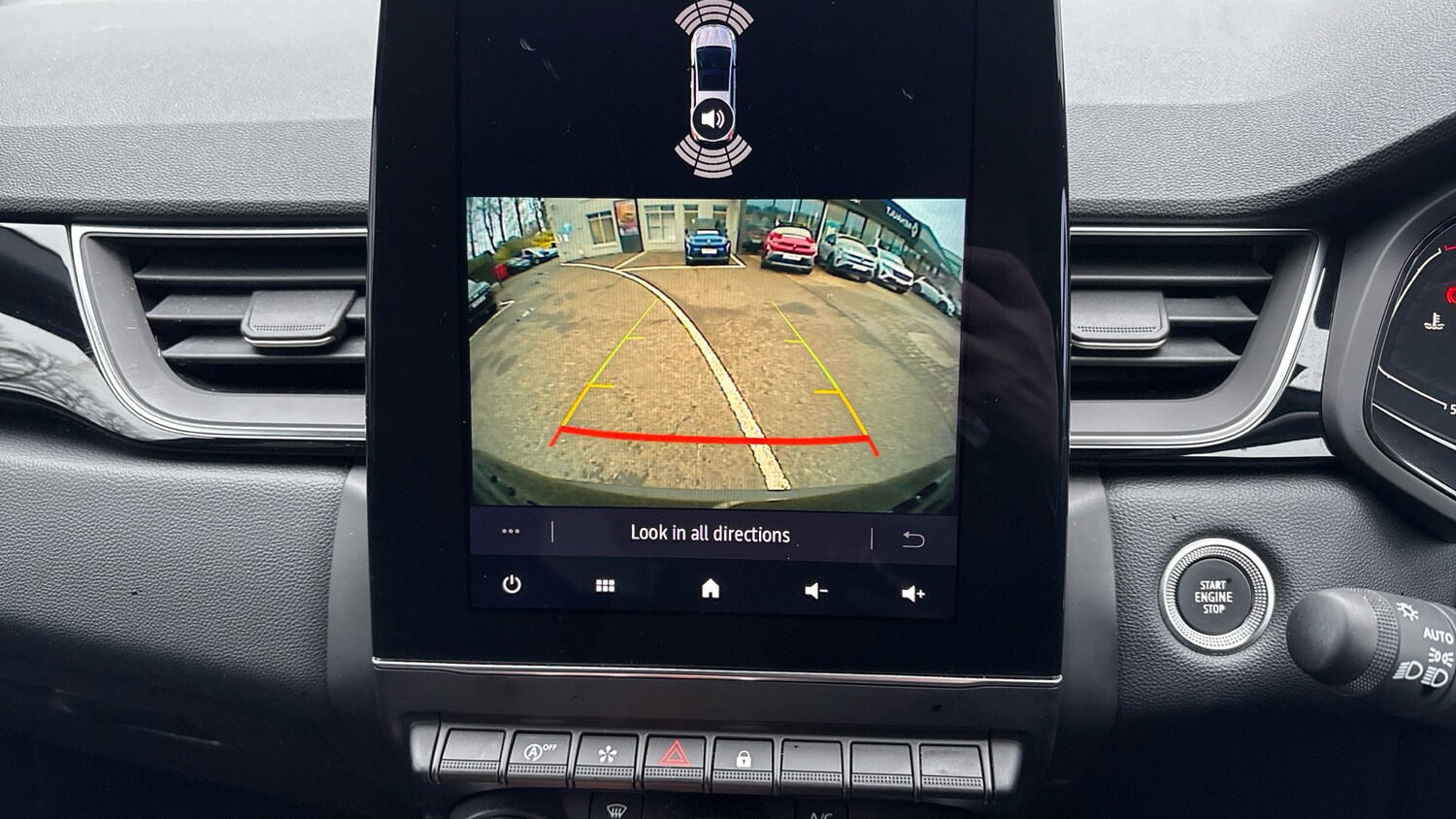 Used Renault Captur 2023 for sale - 77871892: Photo 30