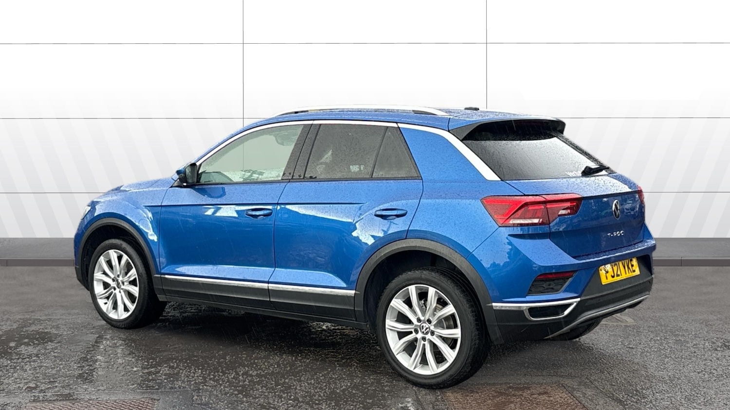 Used Volkswagen T-Roc 2021 for sale - 76766888: Photo 2