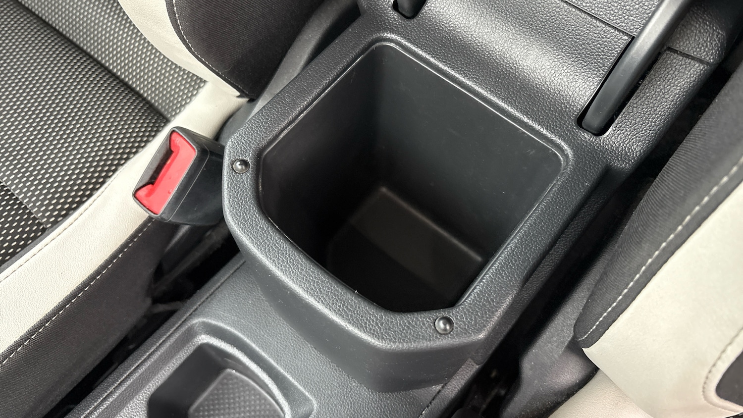 Used Volkswagen T-Roc 2021 for sale - 76766888: Photo 26