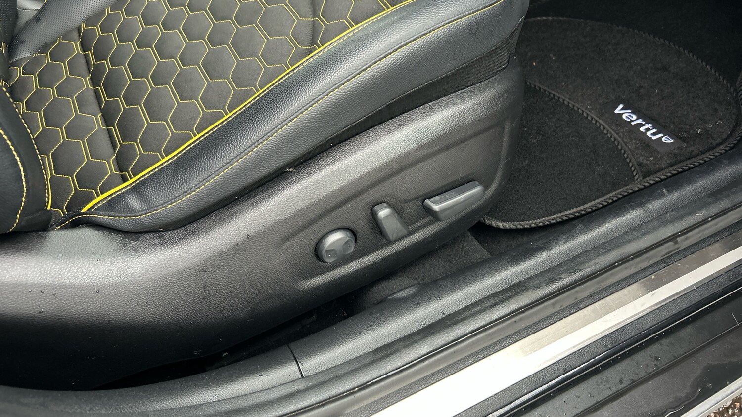 Used Kia XCeed 2020 for sale - 76172572: Photo 33