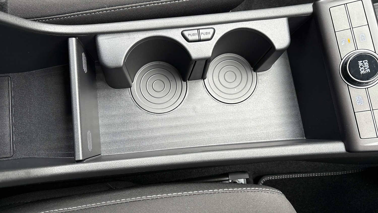 Used Hyundai KONA 2025 for sale - 76526051: Photo 32