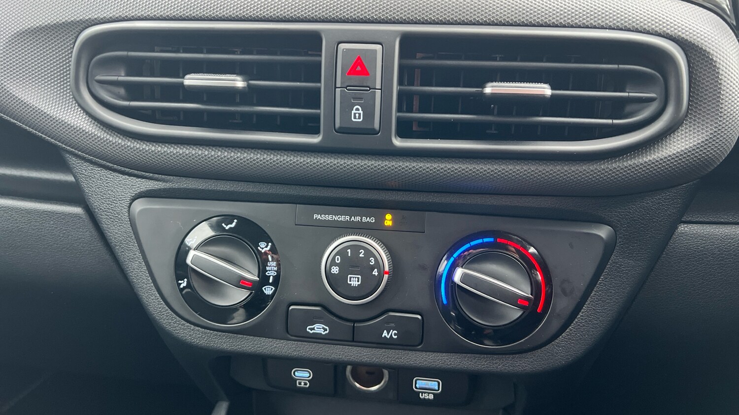 Used Hyundai i10 2025 for sale - 77474599: Photo 32