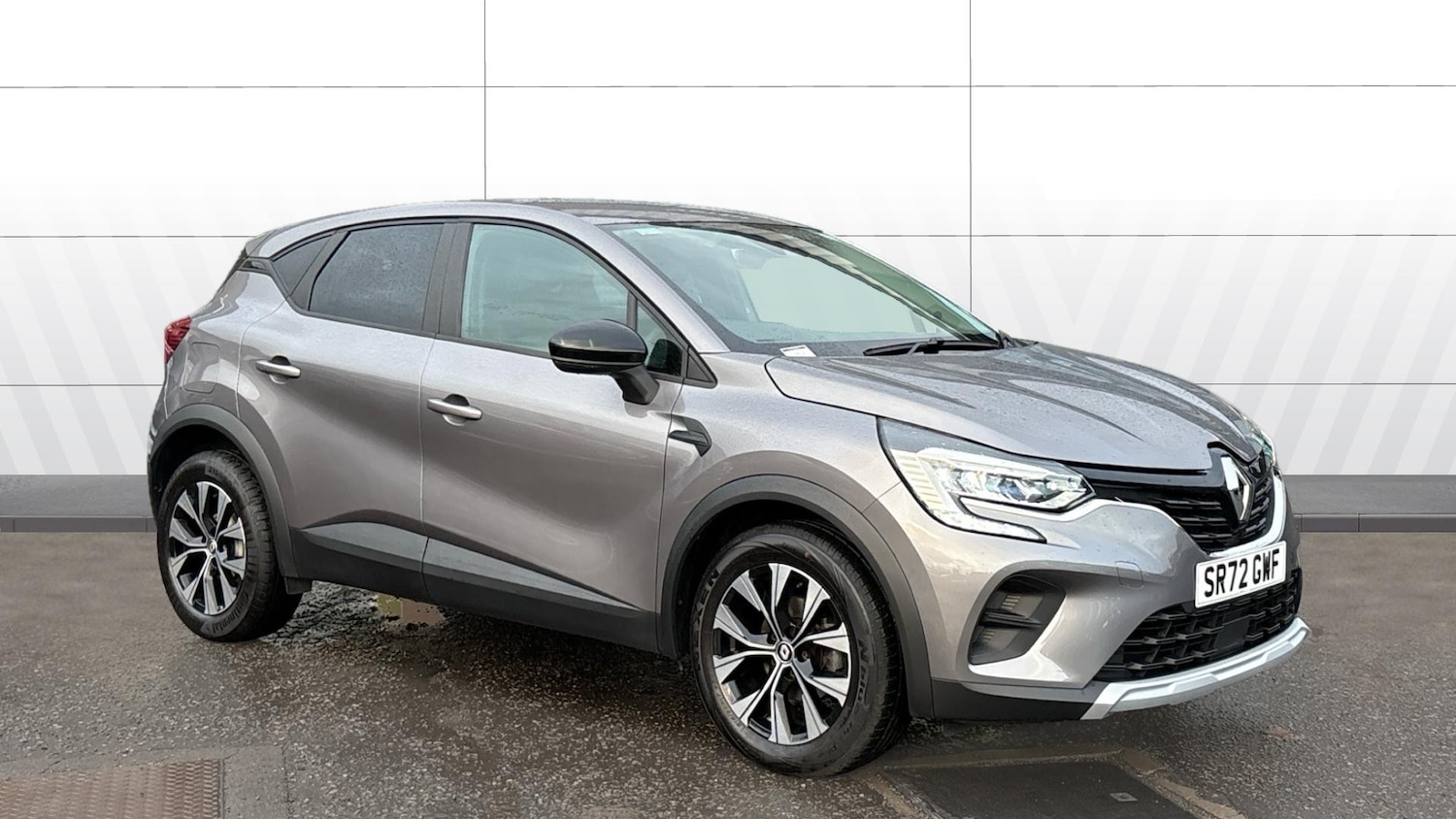 Used Renault Captur 2023 for sale - 76734336: Photo 1