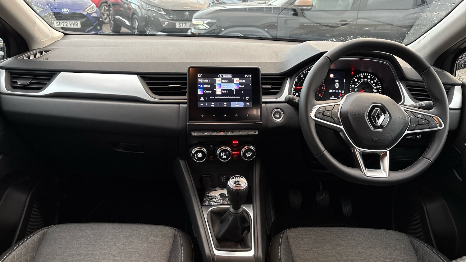 Used Renault Captur 2023 for sale - 76734336: Photo 10