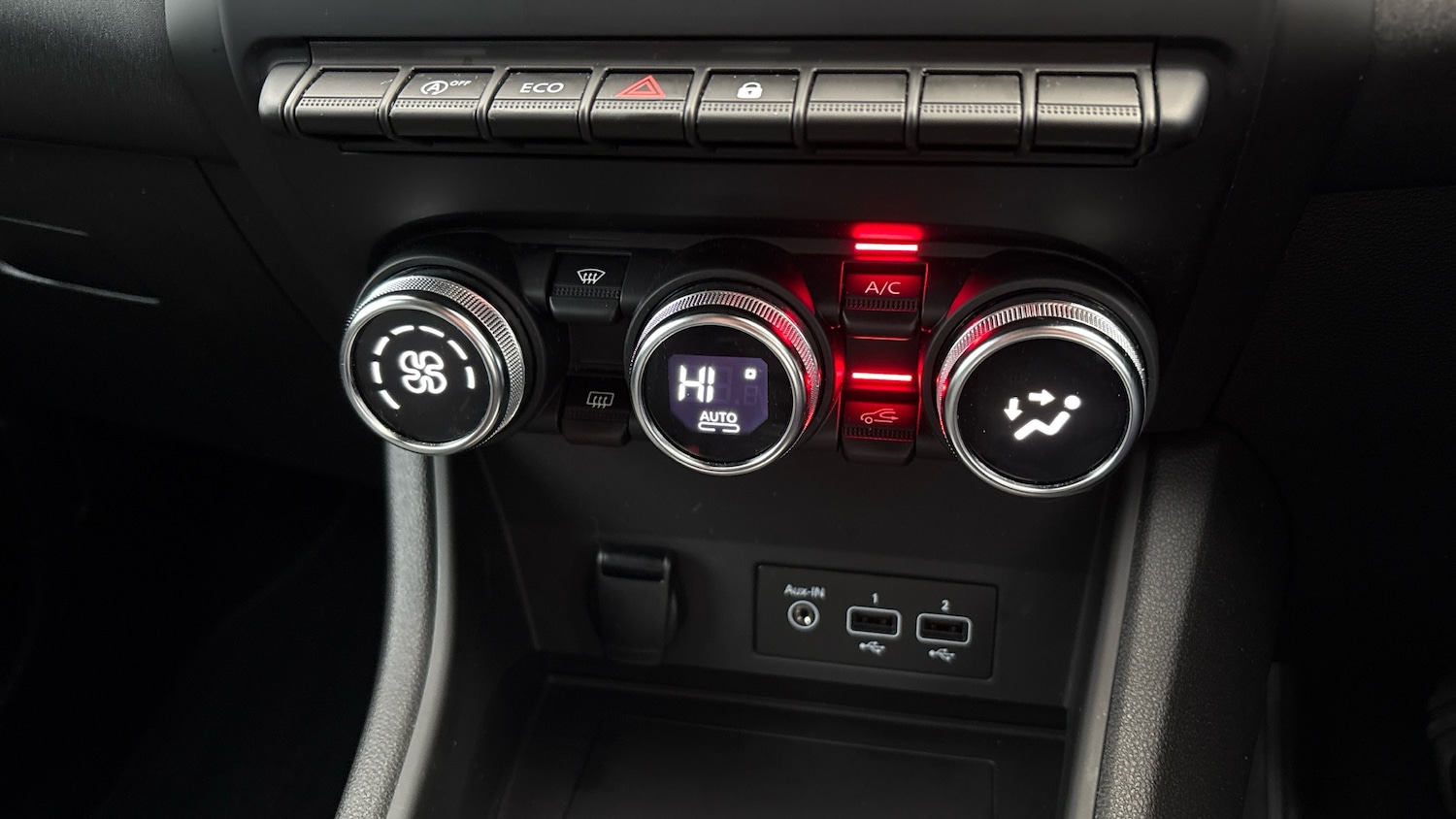 Used Renault Captur 2023 for sale - 76734336: Photo 37