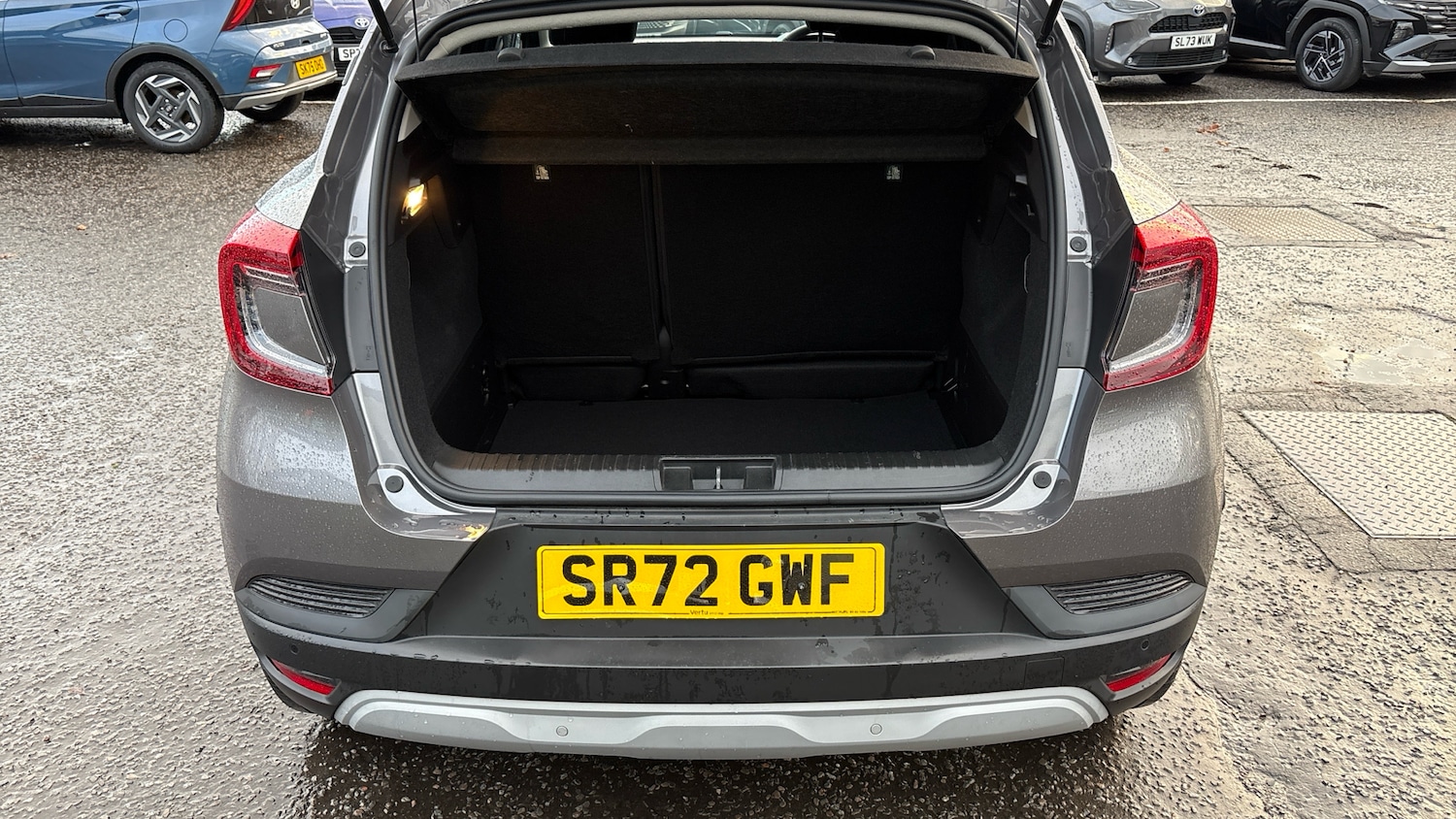 Used Renault Captur 2023 for sale - 76734336: Photo 4