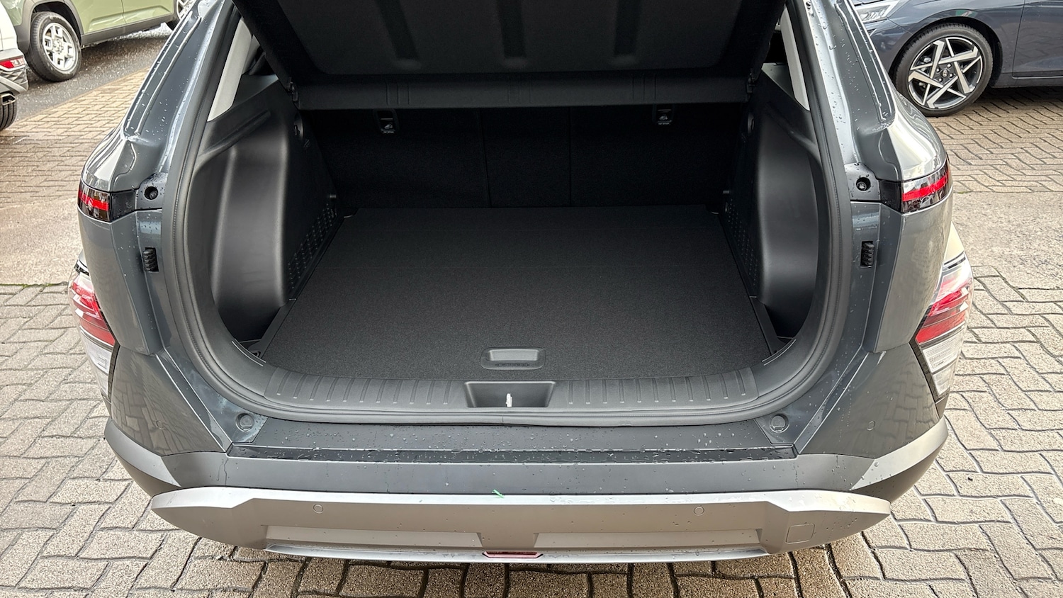 Used Hyundai KONA 2025 for sale - 76505564: Photo 4