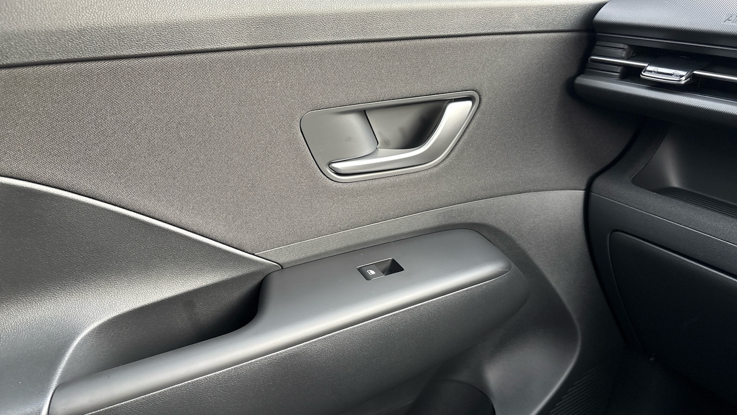 Used Hyundai KONA 2025 for sale - 76505564: Photo 50