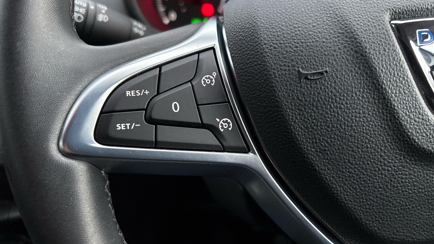 Used Dacia Duster 2023 for sale - 76718812: Photo 26