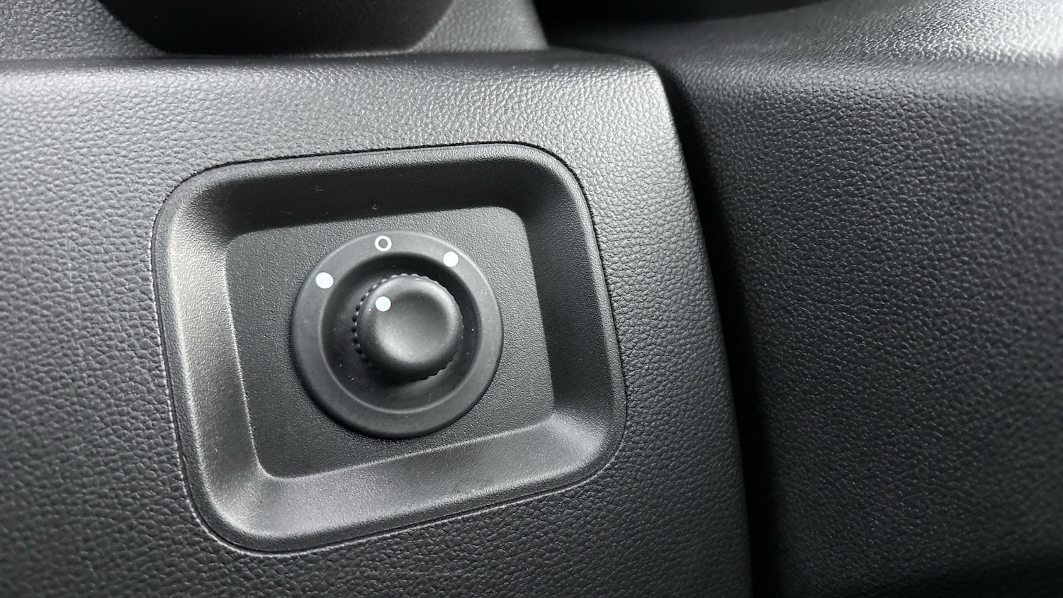 Used Dacia Duster 2023 for sale - 76718812: Photo 29