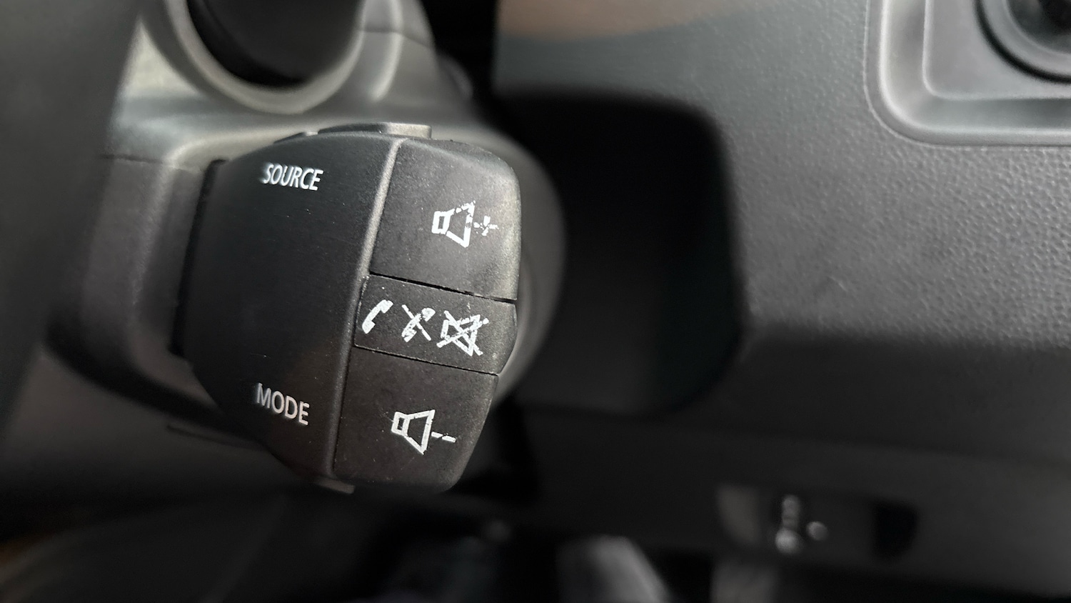 Used Dacia Duster 2023 for sale - 76718812: Photo 38