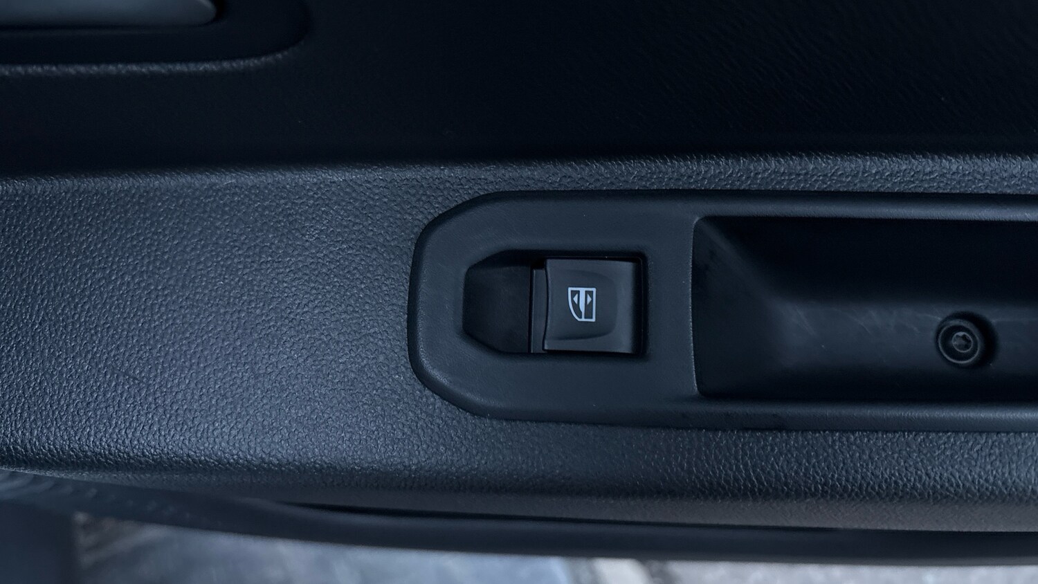 Used Dacia Duster 2024 for sale - 77663335: Photo 39