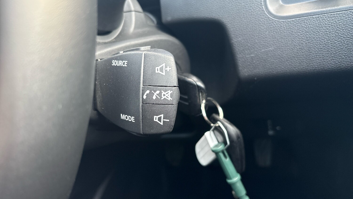 Used Dacia Duster 2023 for sale - 77629238: Photo 42