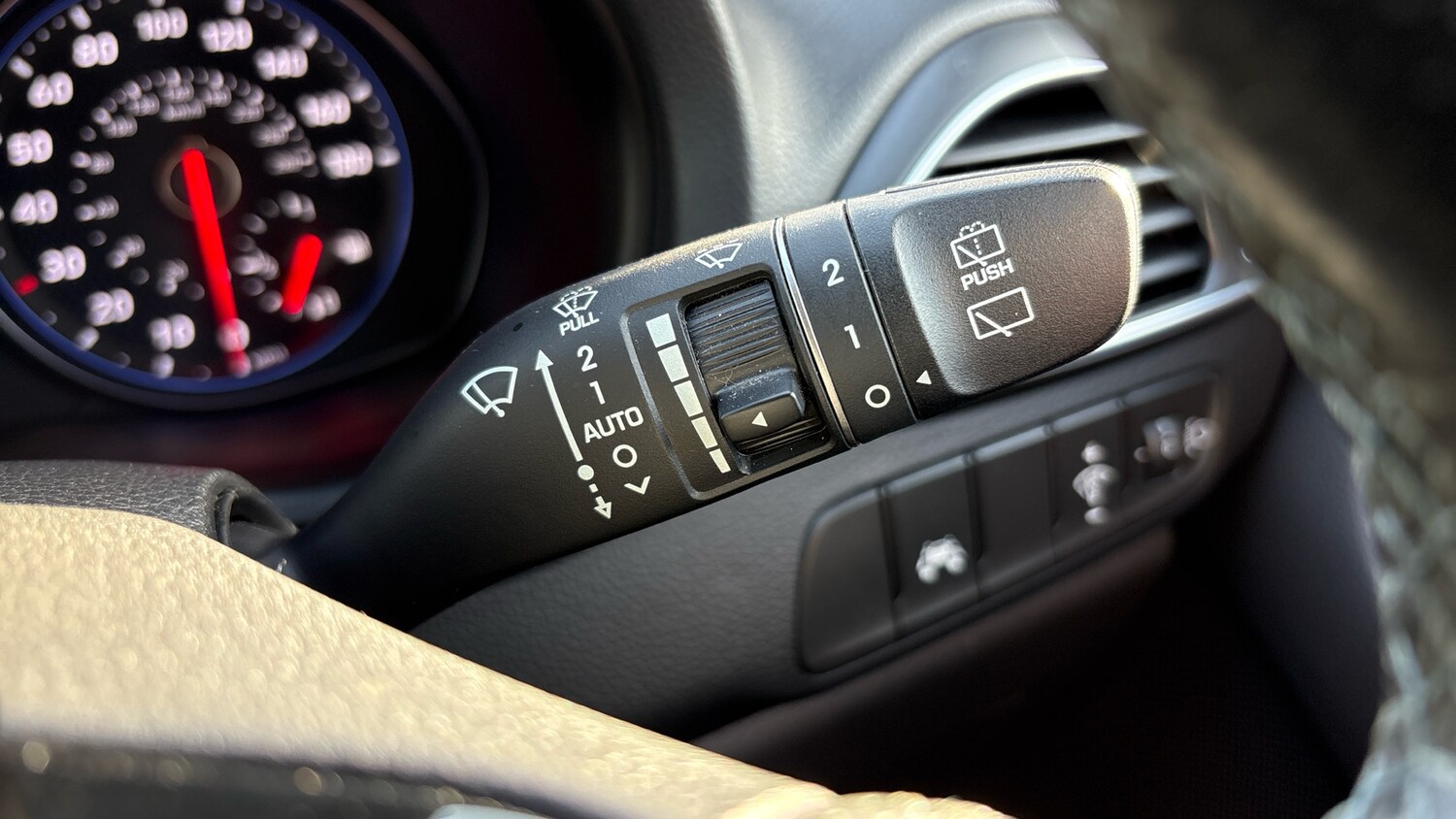 Used Hyundai i30 2019 for sale - 77963096: Photo 46