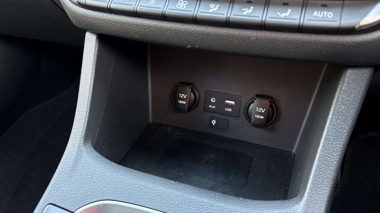 Used Hyundai i30 2019 for sale - 77963096: Photo 54