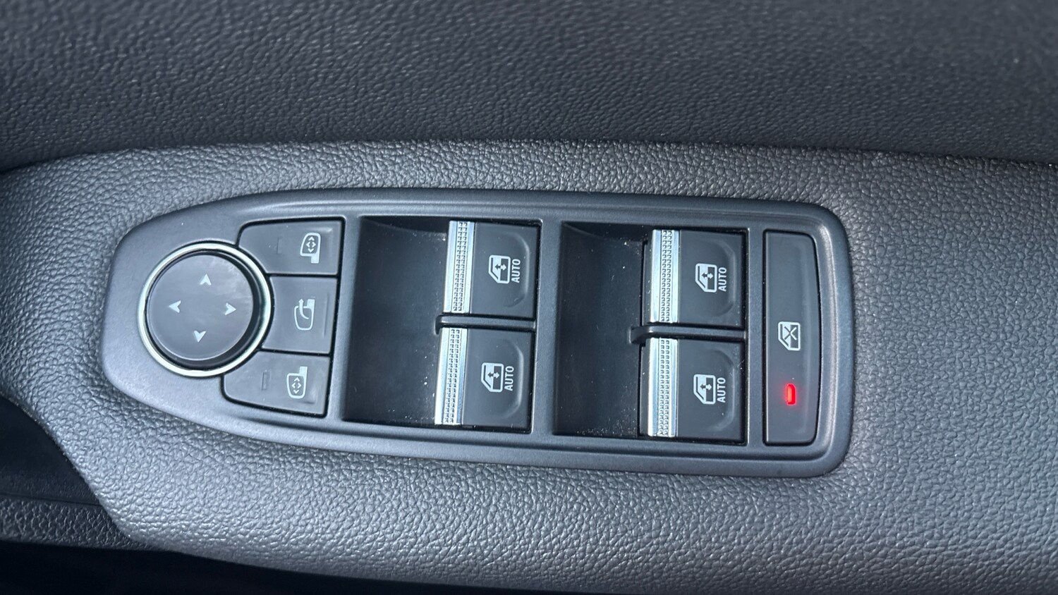 Used Renault Captur 2021 for sale - 77745347: Photo 21