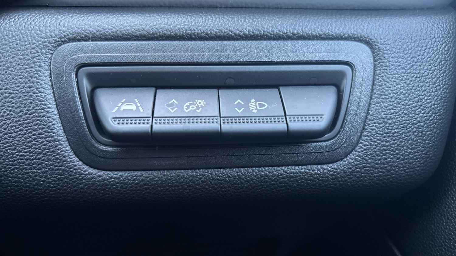 Used Renault Captur 2021 for sale - 77745347: Photo 24