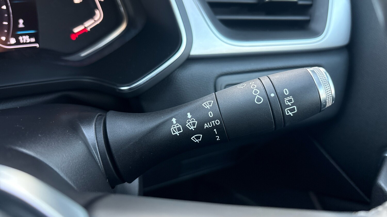 Used Renault Captur 2021 for sale - 77745347: Photo 27