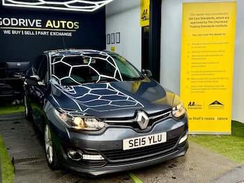 Used Renault Megane 2015 for sale - 79441316: Photo