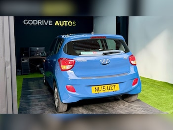 Used Hyundai i10 2015 for sale - 78911001: Photo