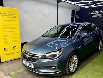Used Vauxhall Astra 2017 for sale - 79767032: Photo