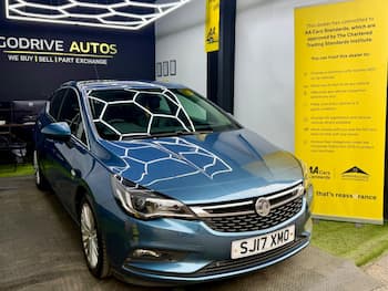 Used Vauxhall Astra 2017 for sale - 79767032: Photo