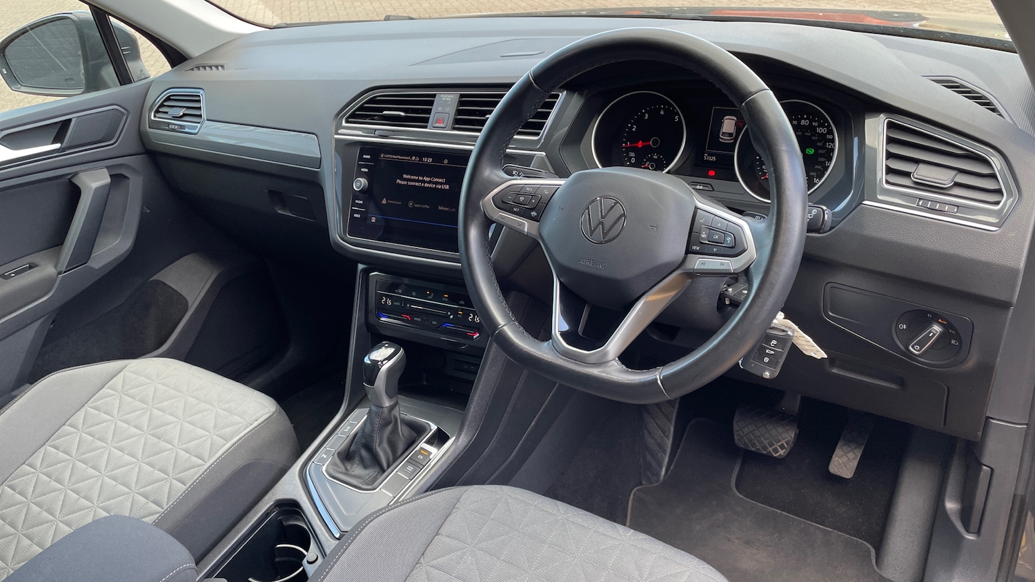 Used Volkswagen Tiguan 2022 for sale - 78070232: Photo 9