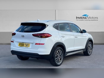 Used Hyundai TUCSON 2018 for sale - 76030192: Photo 3