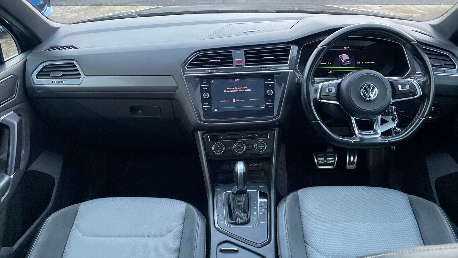 Used Volkswagen Tiguan 2018 for sale - 76482810: Photo 11