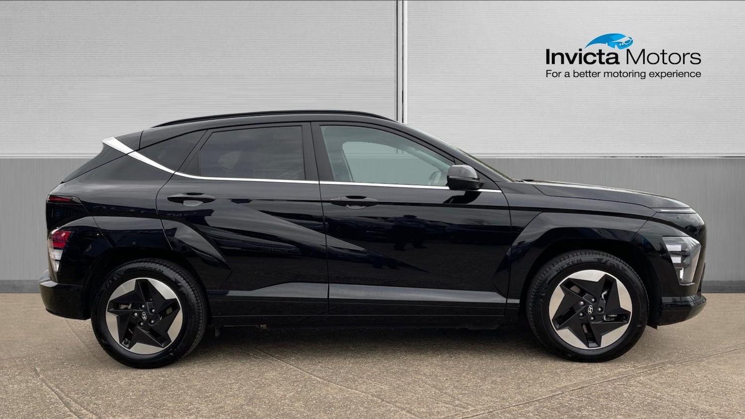 Used Hyundai KONA 2024 for sale - 78098069: Photo 2