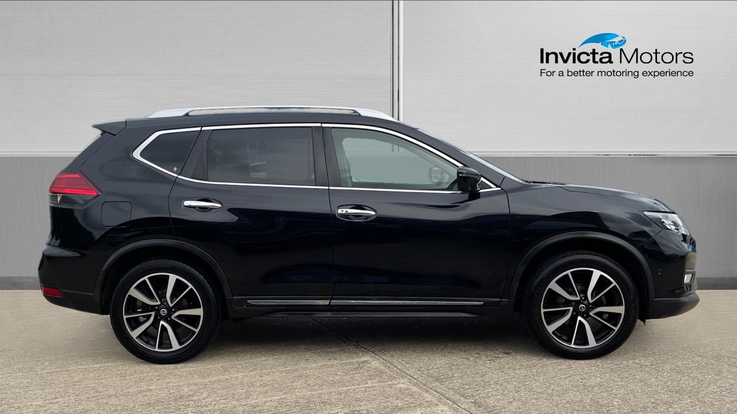 Used Nissan X-Trail 2018 for sale - 76134422: Photo 2