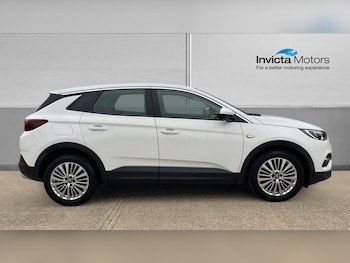 Used Vauxhall Grandland X 2019 for sale - 76257904: Photo 2