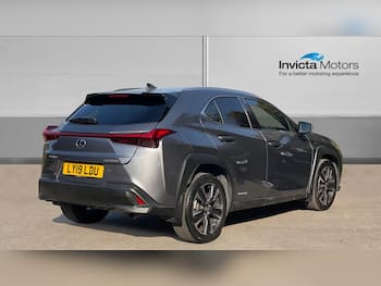 Used Lexus UX 2019 for sale - 79696931: Photo