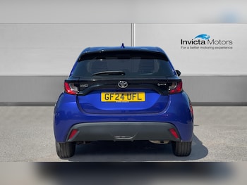 Used Toyota Yaris 2024 for sale - 78373781: Photo