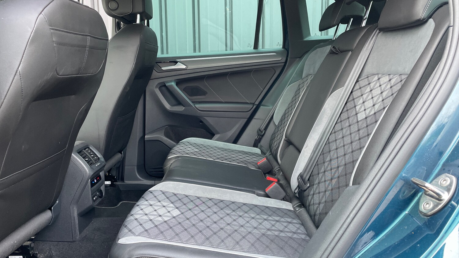 Used Volkswagen Tiguan for sale - 77038827: Photo 14