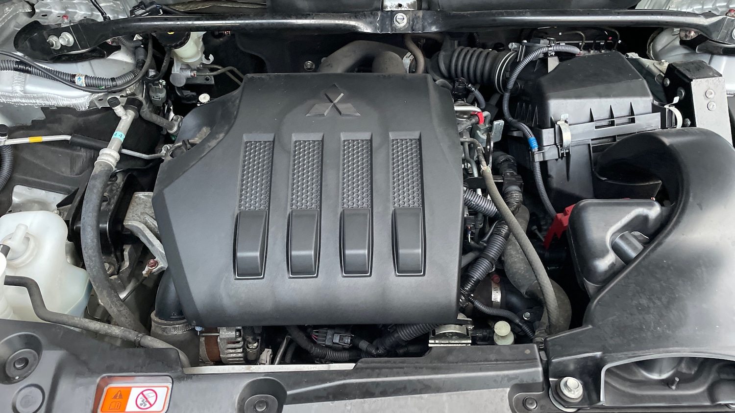 Used Mitsubishi Eclipse Cross 2018 for sale - 76687027: Photo 16