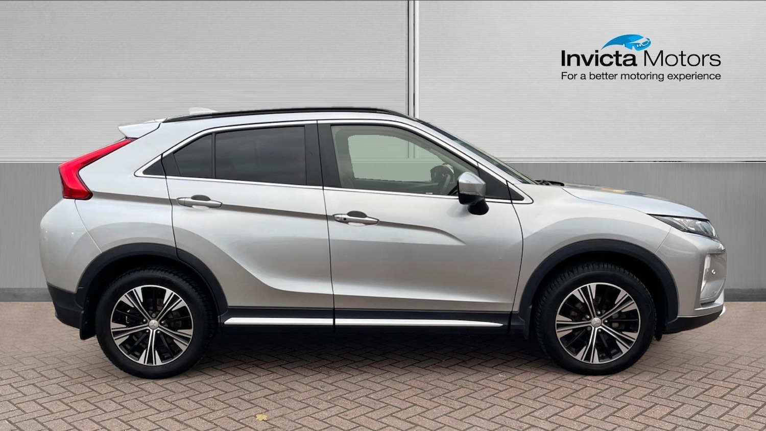 Used Mitsubishi Eclipse Cross 2018 for sale - 76687027: Photo 2