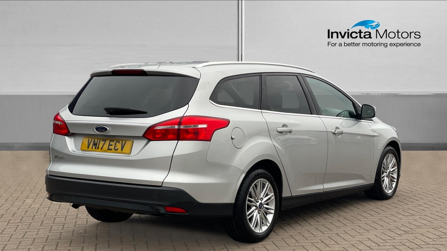 Used Ford Focus 2017 for sale - 76924255: Photo 3