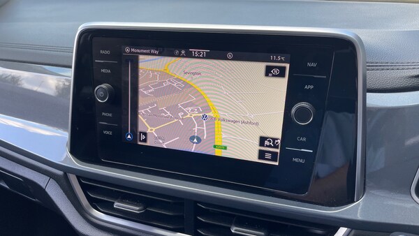 Used Volkswagen T-Roc 2023 for sale - 76030216: Photo 24