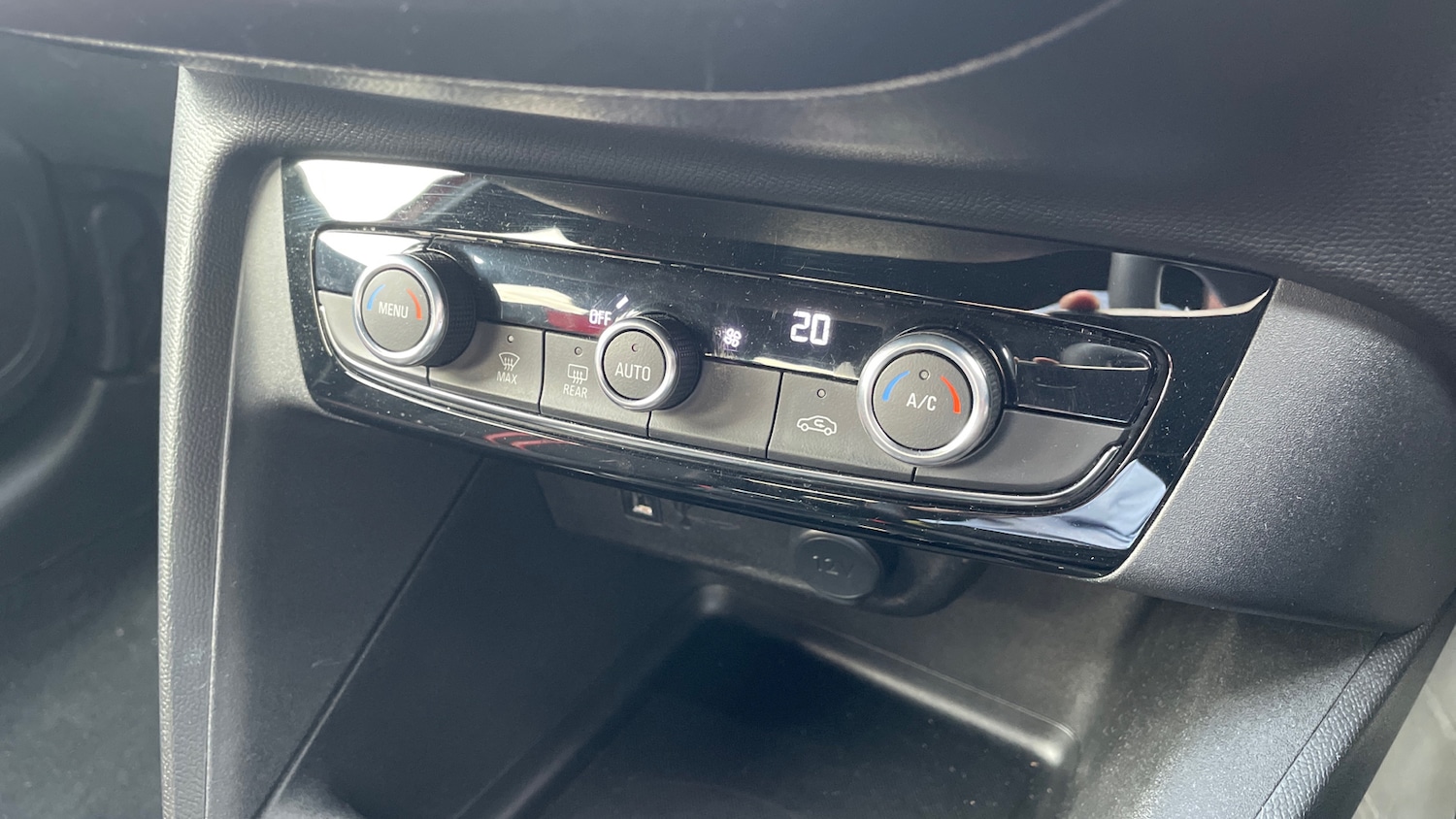 Used Vauxhall Corsa for sale - 78111939: Photo 22