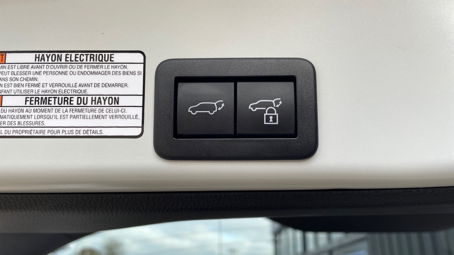 Used Toyota Yaris Cross 2023 for sale - 76618472: Photo 23