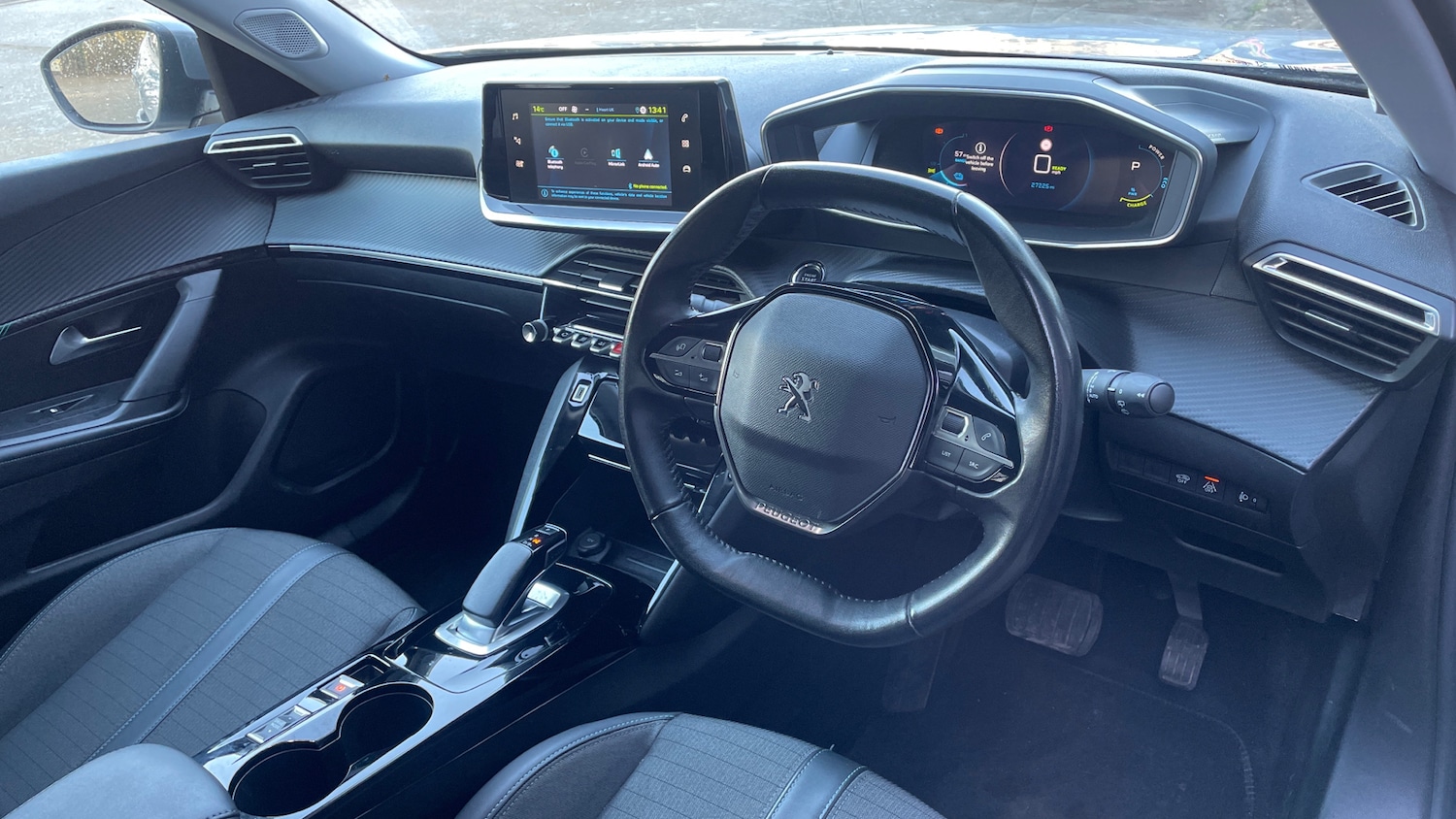 Used Peugeot 2008 2021 for sale - 77465873: Photo 9