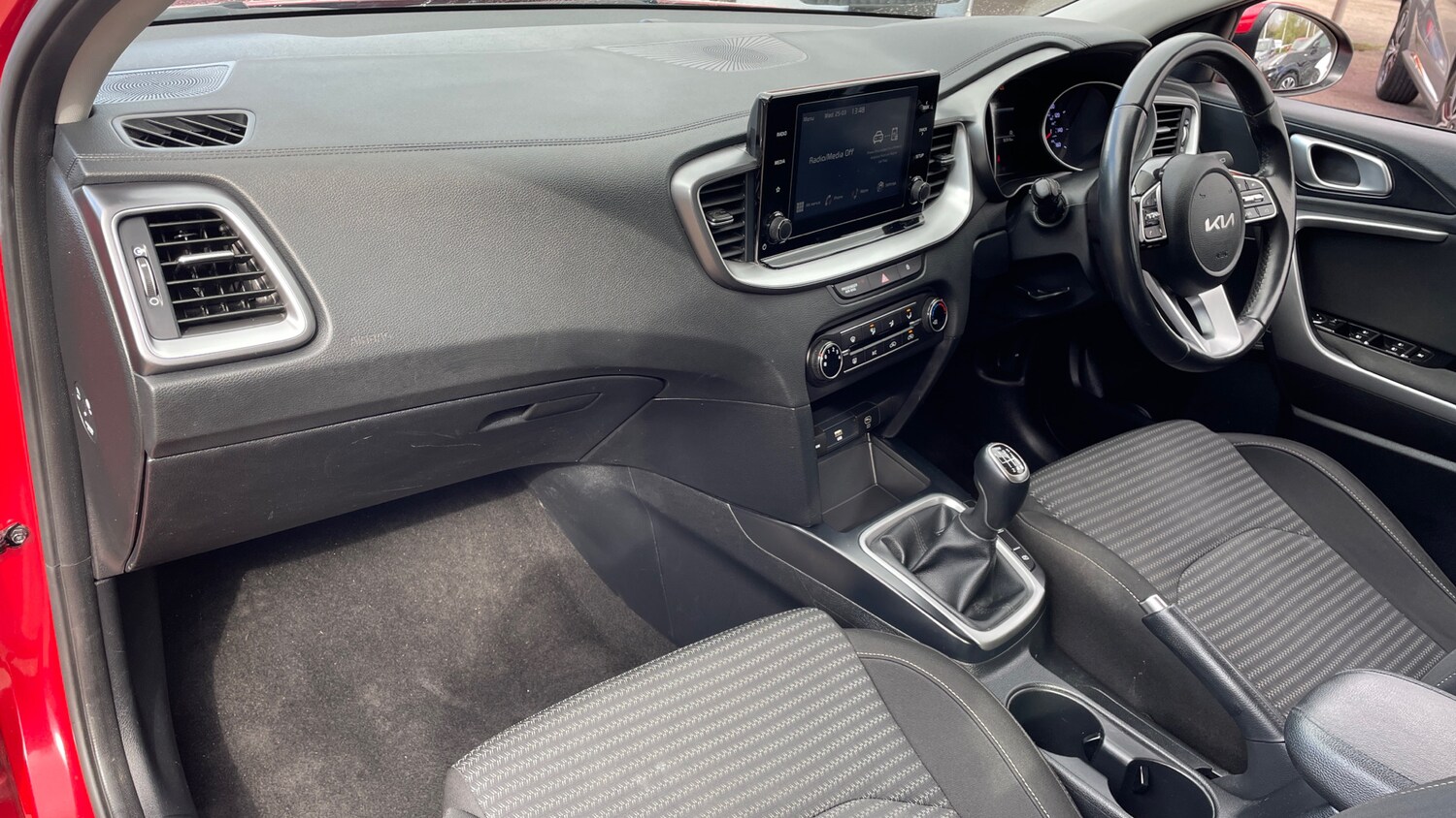 Used Kia Ceed 2024 for sale - 78018195: Photo 10